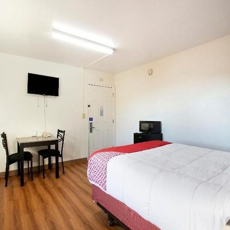 Oyo Hotel Kalama מראה חיצוני תמונה