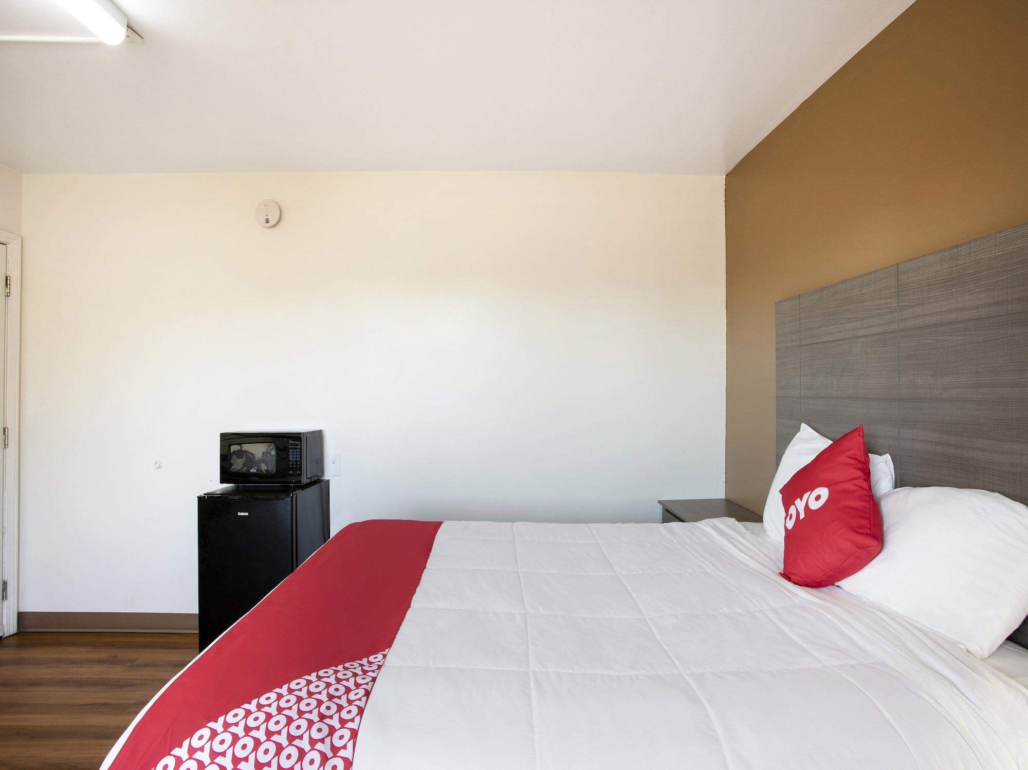 Oyo Hotel Kalama מראה חיצוני תמונה